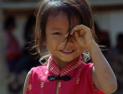 AVC Laos Bild Mädchen